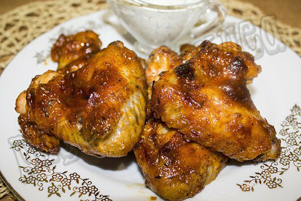 Куриные крылышки в томатно - медовом соусе