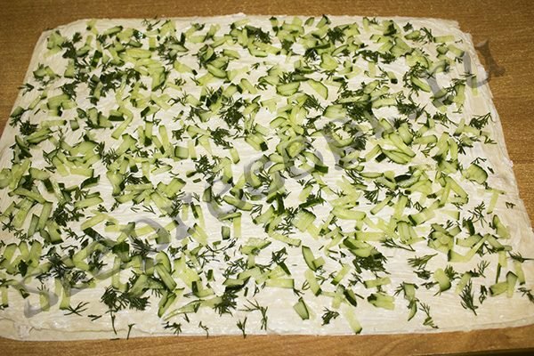 Рулет из лаваша с курицей