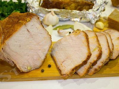 свиная корейка на кости в духовке