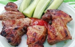 Как пожарить шашлык на готовых углях.