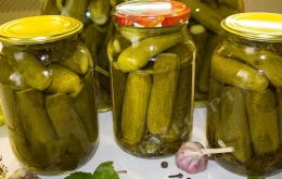 маринованнные огурцы на зиму с кориандром