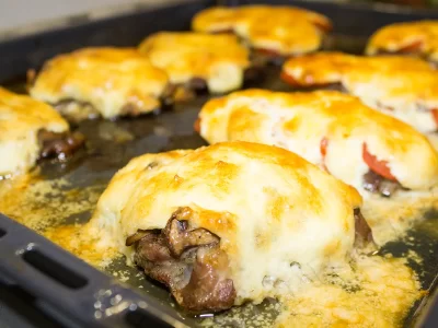 мясо в духовке под шубой с сыром помидорами без картошки