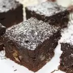 shokoladnyj-brauni-klassicheskij